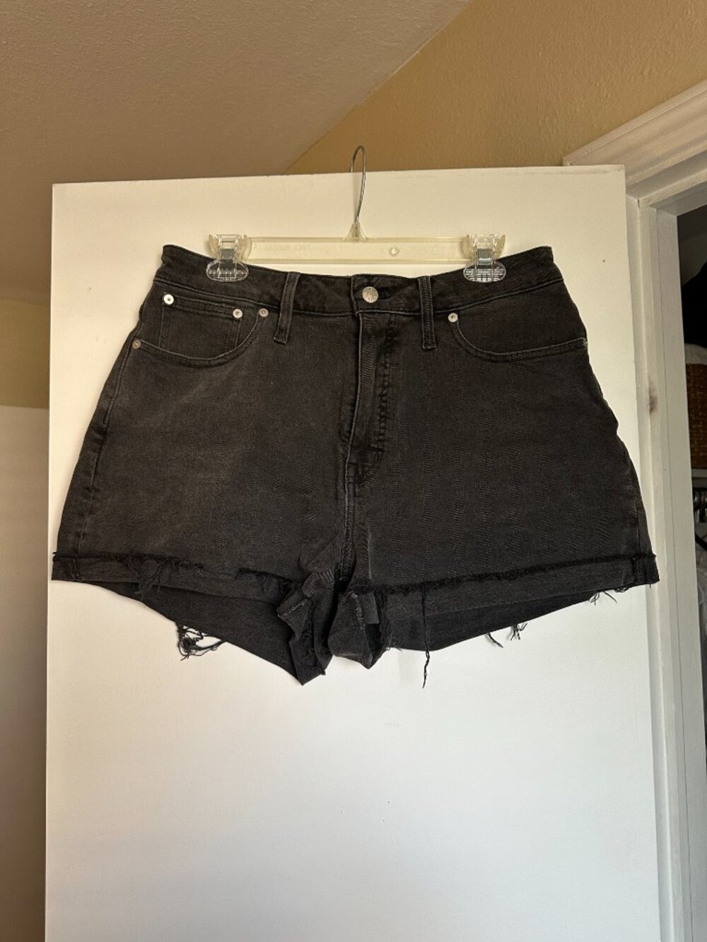 Size 31 Madewell Curvy High Rise Black Denim Shorts